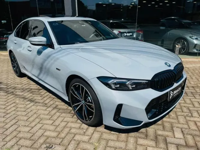 BMW 330E M Sport 2.0 Turbo Híbrido AU 2024