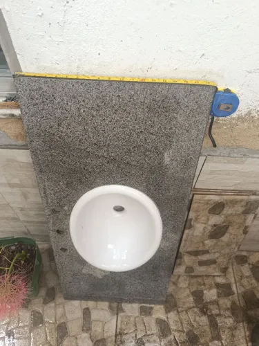 Vendo Pia de Banheiro em Granito