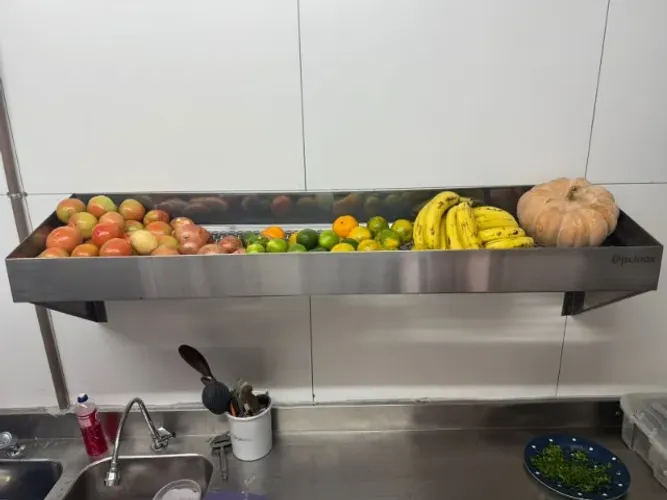 Fruteira em aço inox 1.50 metros - Oferta JSC INOX