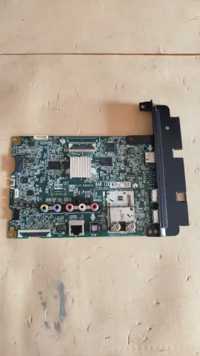 Placa mãe da TV LG 49LJ5500 testada funcionando 