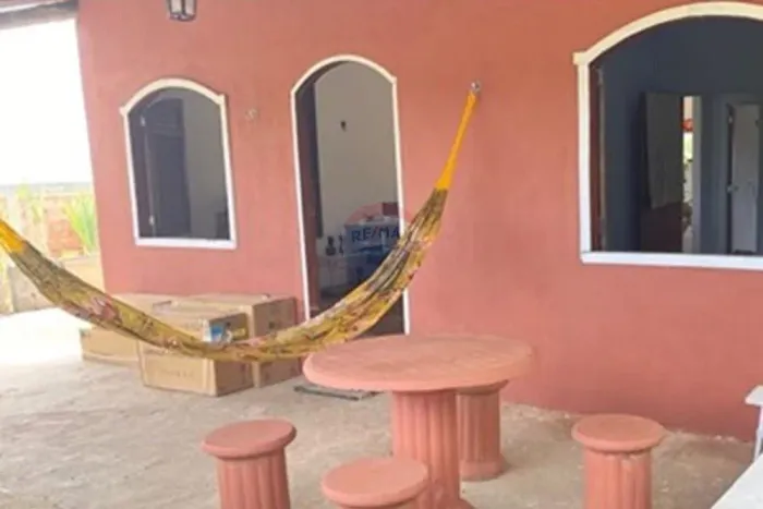Casa 2 Quartos e Estrutura para 2º Piso no Quintas da Boa Vista/Felixlândia - MG!