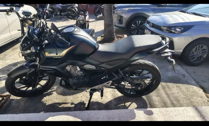 Yamaha FZ15 2025 - Único Dono