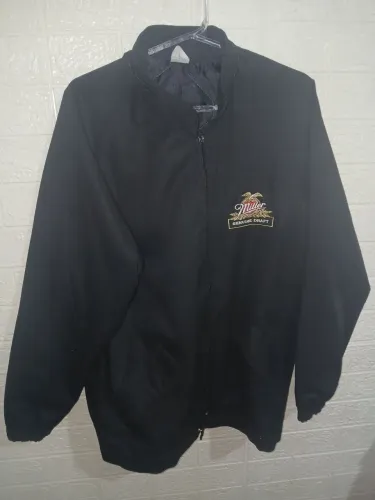 Jaqueta Vintage Preta Bordada Miller Genuine Draft (Tam M) COM CAPUZ
