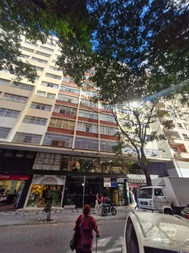 Apartamento residencial à venda no Centro-Sul de BH 4 quartos (2 suítes), frente, 311,66