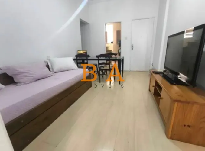 Apartamento à Venda na Rua Barata Ribeiro - Copacabana