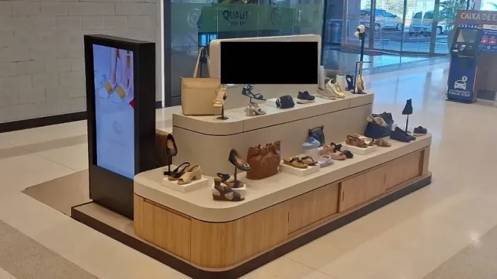 OPORTUNIDADE! Quiosque Moderno Ótimo para Shopping / Galeria - Pronto para Uso