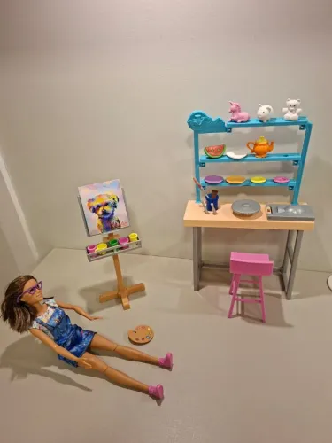 Barbie Estúdio Criativo (perfeito estado)