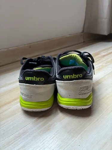 Tênis futsal Umbro Challenge