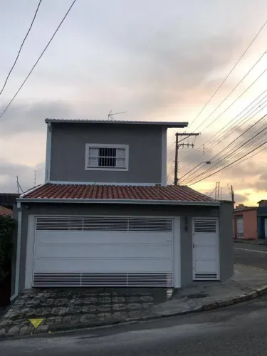 Casa com 2 dormitórios à venda, 176 m² por R$ 800.000,00 - Vila Lavínia - Mogi das Cruzes/