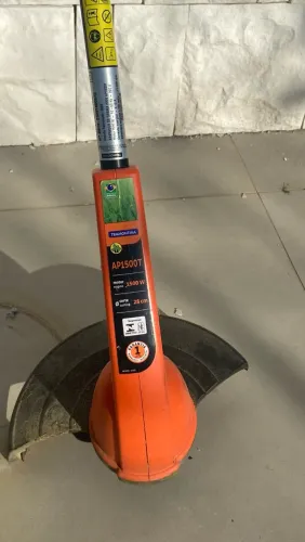 Aparador de grama Tramontina AP1500T 1500w