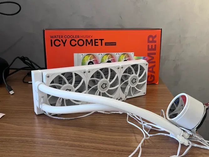 Water Cooler Husky Icy Comet - 360mm