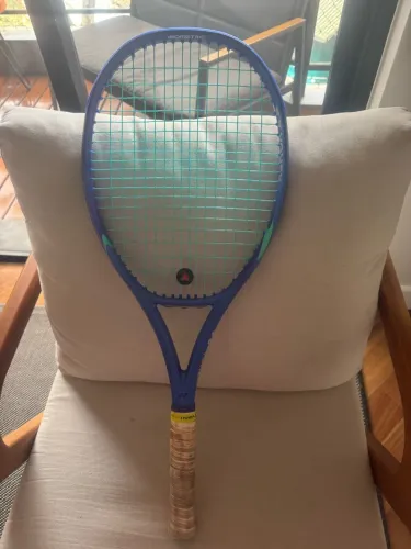 Raquete Yonex EZONE 100 - 300g