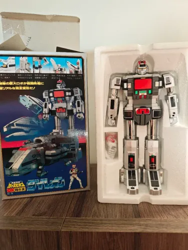 Daileon DX - Bandai ano 1985