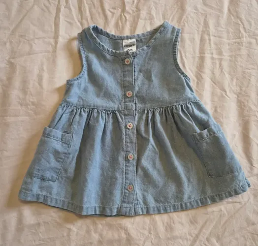 Vestido/bata Carter's 9M