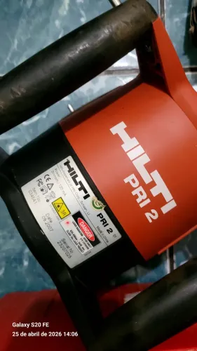 Nível laser rotativo