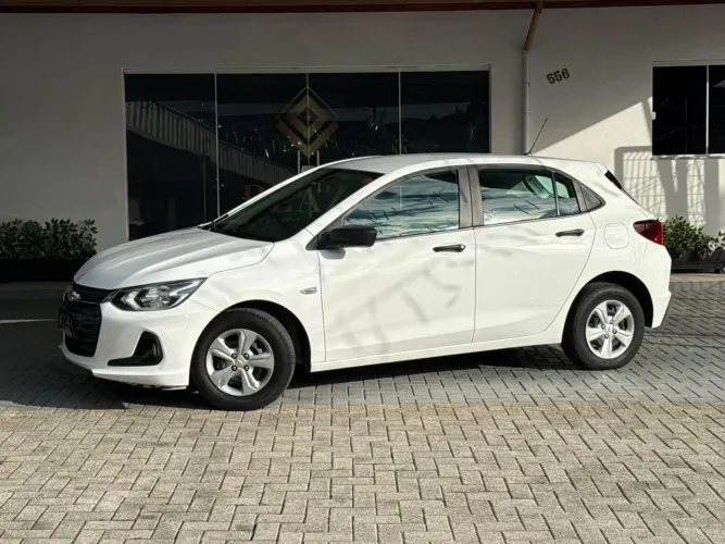 Chevrolet Onix Hatch 1.0 12V Flex Mec. 4P 2024