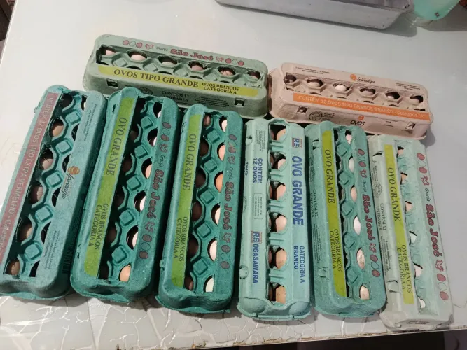 Vendo ovos caipira