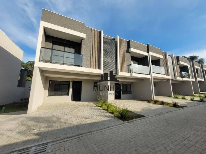 Sobrado com 3 dormitórios à venda, 98 m² por R$ 629.000,00 - Umbará - Curitiba/PR