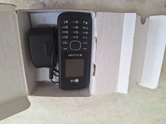 Celular modelo antigo novo