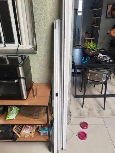 Vende se porta de acrílico 