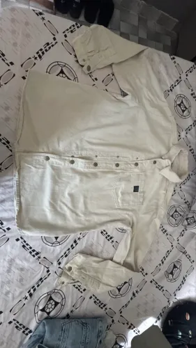 JAQUETA JEANS &JEANS - ON THE SCENE - TAM G Jaqueta jeans oversized cor bege/off white