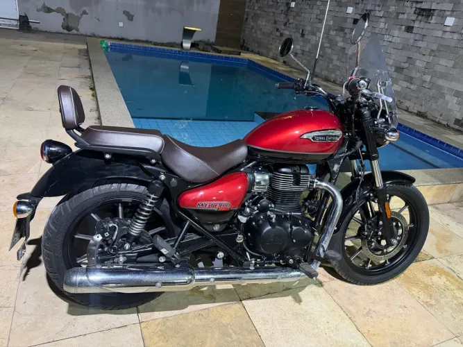 Meteor Supernova 350 Red