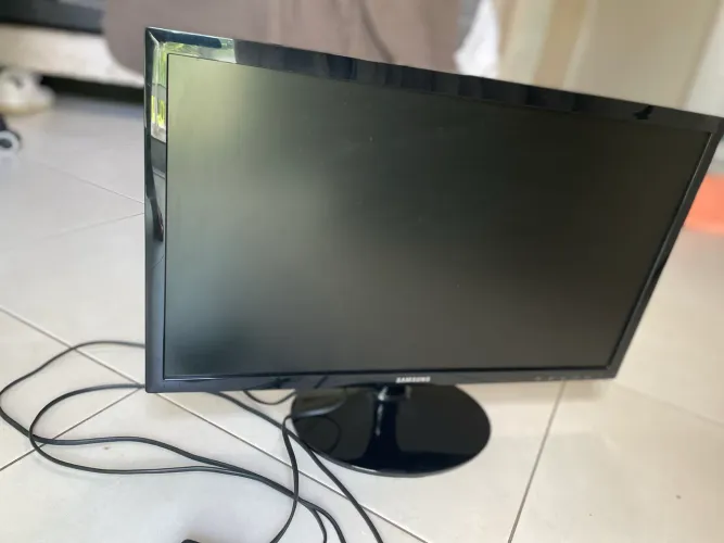 Monitor Gamer Samsung 24 polegadas 75Hertz 