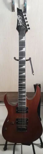 Superstrato Ibanez canhoto