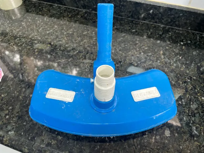 Aspirar dor de piscina 
