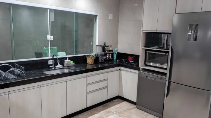 Casa térrea de alto padrão conforto economia solar e localização privilegiada