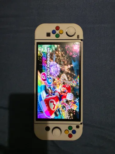 Nintendo Switch OLED + Mario Kart 8