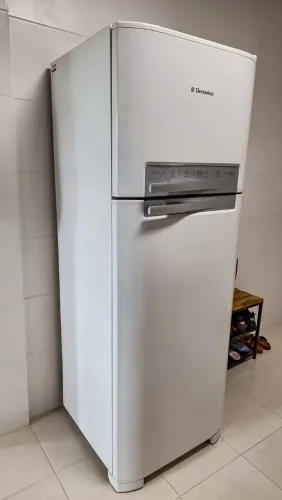 Geladeira Electrolux DF50 Frost Free - 430 Litros