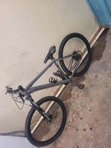 Bicicleta ksw aro 29 frei hidráulico divido no cartão