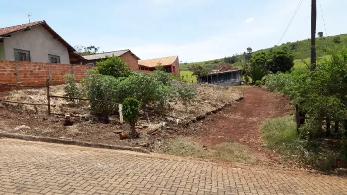 Terreno à venda, 1.212,75 m² por R$ 200.000,00 Assaí-PR