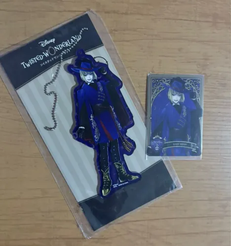 Chaveiro e Card twisted wonderland rook hunt