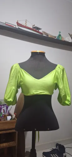 Cropped verde