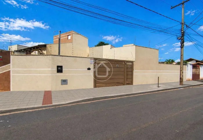 CASA 2 DORMITÓRIOS NO PARQUE DALLAS