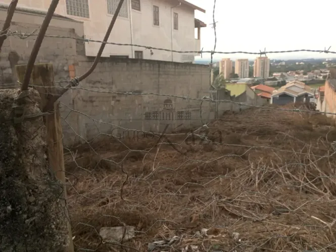 Terreno - Jardim Terras de São João - Jacareí - 427m².