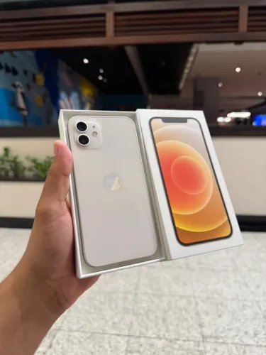 iPhone 12