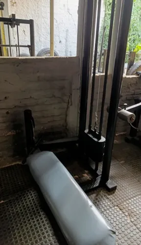 Máquina de musculação