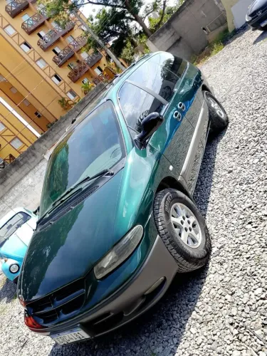 Chrysler Caravan LE 3.3 1999