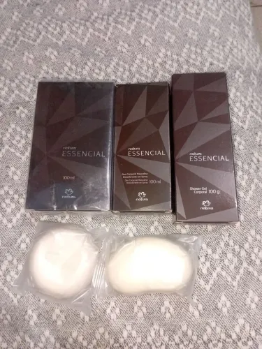 Kit Essencial Natura Masculino mais 1 sabonete Todo dia e 1 mamãe e bebê