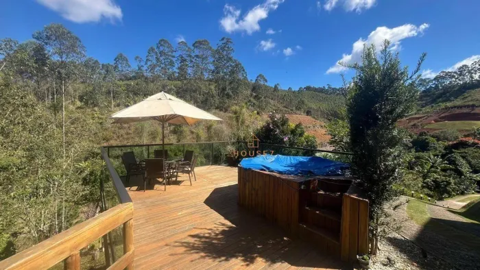 Casa com 3 suítes nas Montanhas Capixabas - Santa Teresa