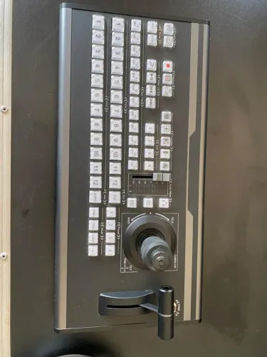 Controladoras vmix switcher e replay