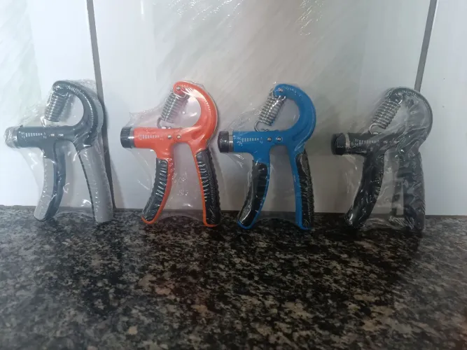 Hand Grip Ajustável para Fortalecimento das Mãos ?