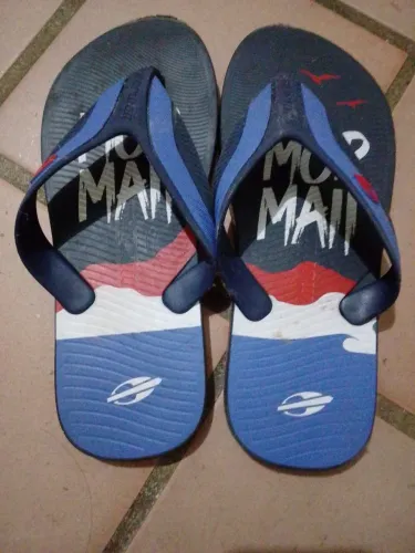 Chinelo , preço negociável 
