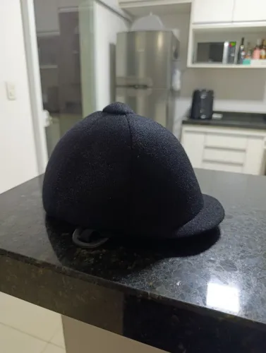 Capacete de equitação Tam 54 novo