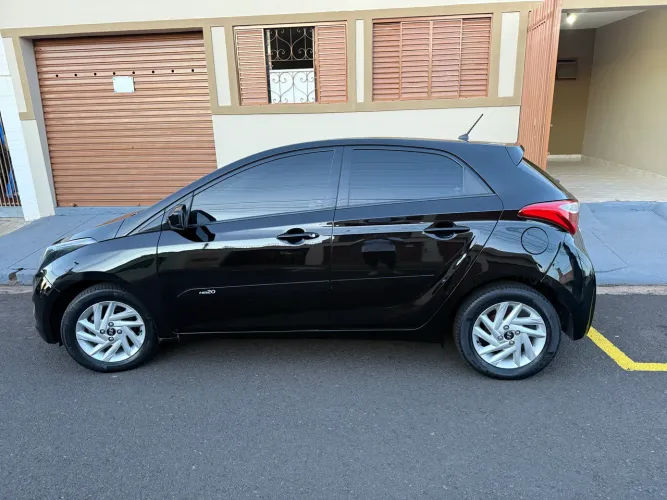 Hyundai HB20 C.style/c.plus 1.6 Flex 16V Aut. 2015