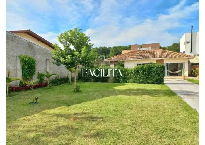 Casa com 3 quartos no bairro Campeche, Florianópolis.