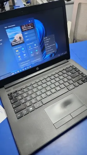 Notebook HP240G8